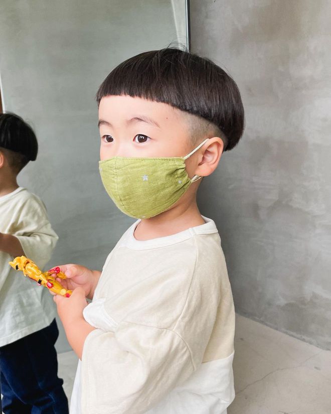 視頻剪教程男孩頭發(fā)怎么剪_男孩剪頭發(fā)教程視頻_男孩剪發(fā)視頻簡單發(fā)型